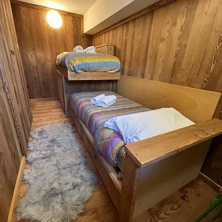 At The Foot Of Cervino Cir 0832 Cin Itoo7071c2k3fq9xbg Breuil-Cervinia